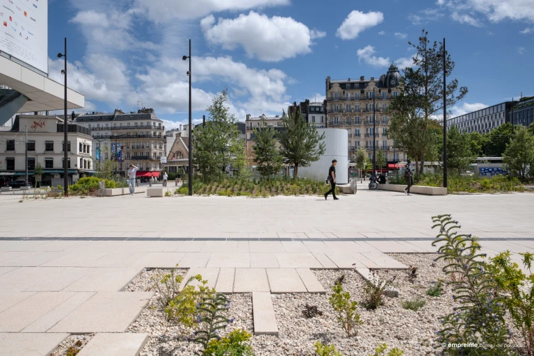 202406-porte-maillot49-c